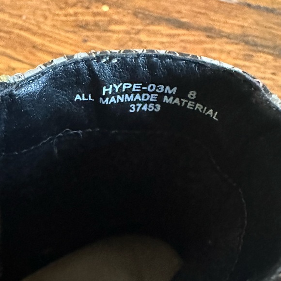 Bamboos Snake Skin Boots Size 8 - Picture 3 of 6